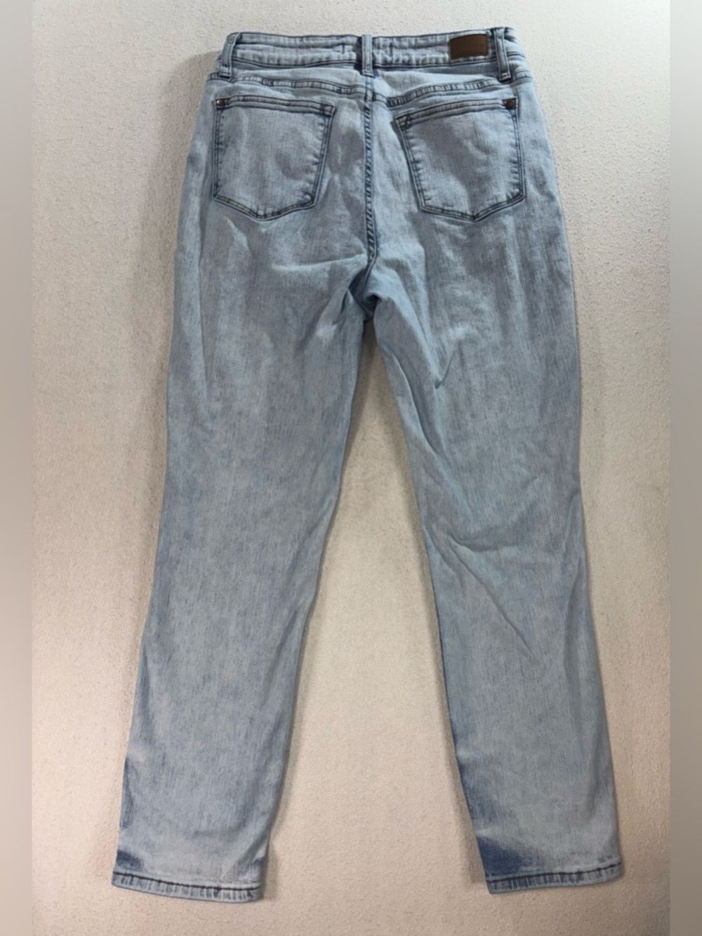 Judy Blue Light Wash High-Rise Straight Jeans - Picture 3 of 6